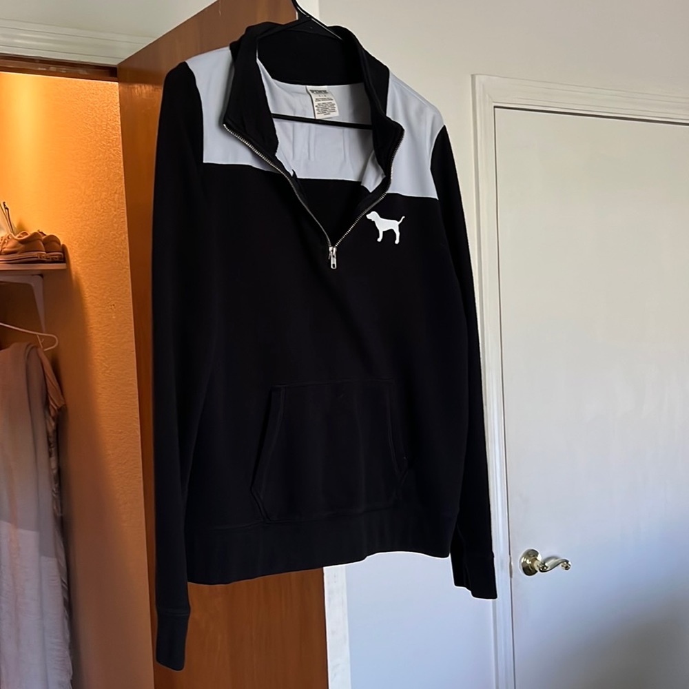 VS Pink pullover half zip up